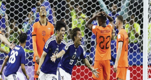 Belanda vs Jepang: Samurai Biru Selamat dari Kekalahan
