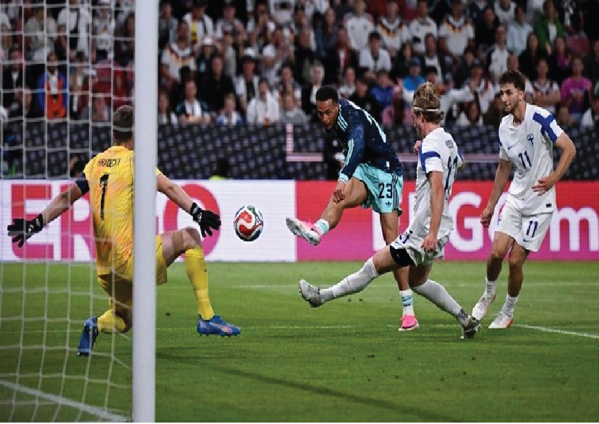 Die Mannschaft Hantam Finlandia 4-0
