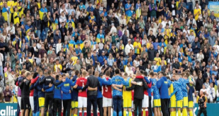 Eriksen Kembali Kolaps, Duel Denmark vs Ukraina Terhenti