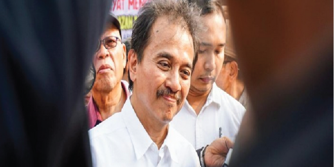 Jelang Sidang Kasus Ijazah Jokowi, Roy Suryo Santai: Senyum Dulu