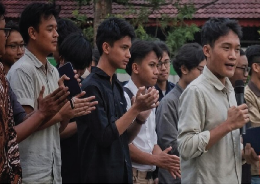 Polisi Minta Eks Ketua BEM UGM Tiyo Laporkan Temuan Alat Pelacak