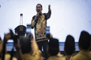 Wakil Ketua KPK, Fitroh Rohcahyanto, menegaskan bahwa dirinya tidak terlibat dalam kasus dugaan korupsi MBG