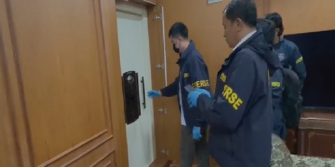 Polri Sita Foto Keluarga Usai Geledah Rumah di Bogor