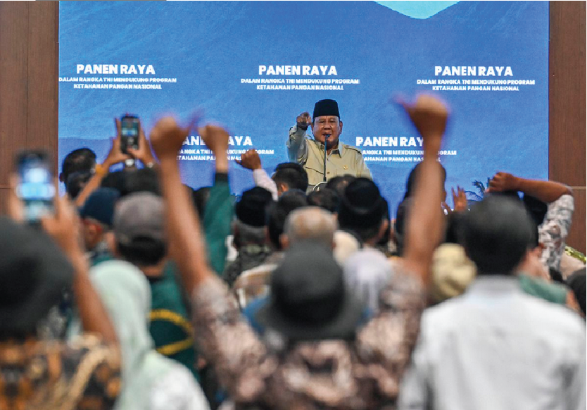 Prabowo: Jangan Larang Petani Kaya, Tanam Padi Sendiri Saja