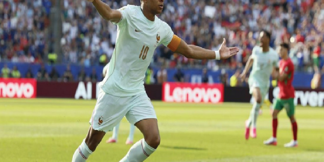 Prancis vs Maroko: Les Bleus Menang 2-0, Lolos ke Semifinal